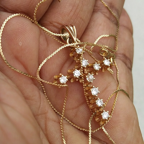 Zales Jewelry - Real 14kt Gold Diamonds Necklace